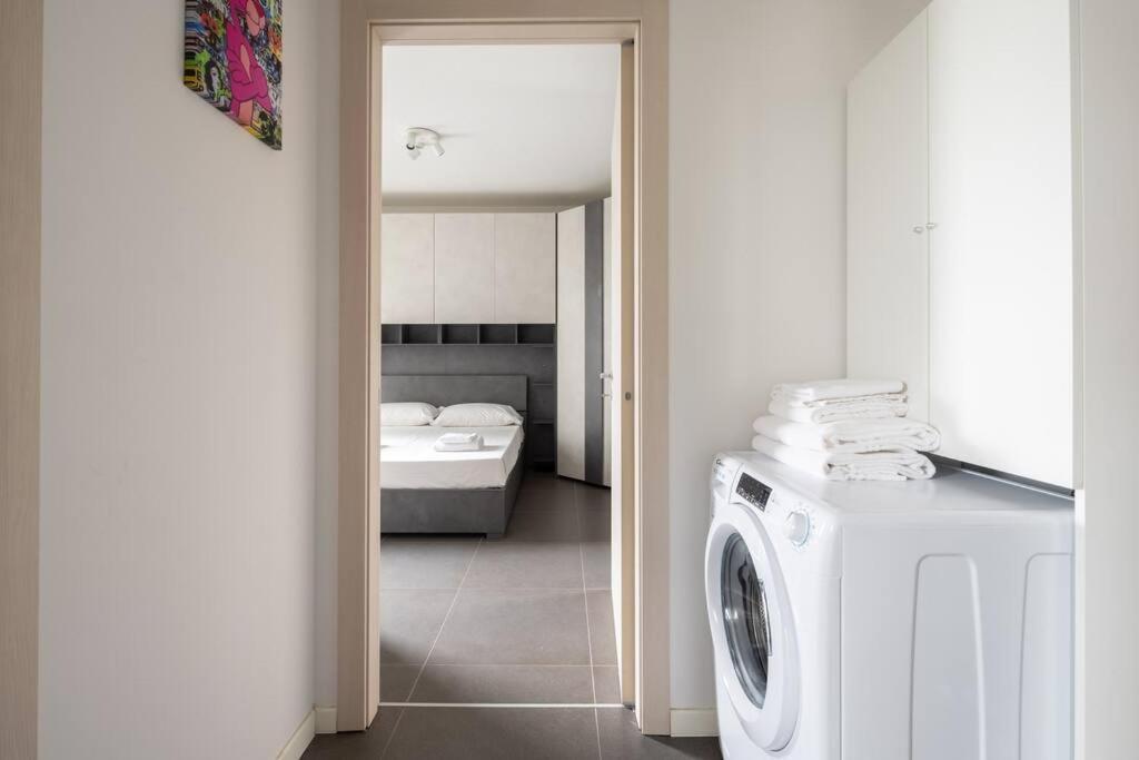 We Home - Uptown74 Bloom Apartment - Milano Екстер'єр фото