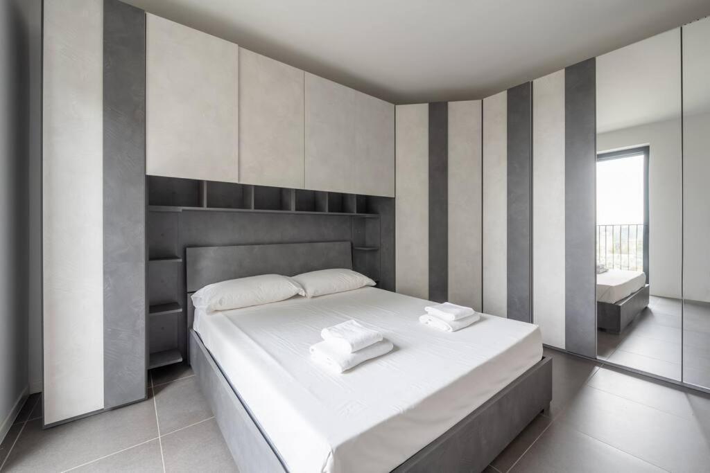 We Home - Uptown74 Bloom Apartment - Milano Екстер'єр фото