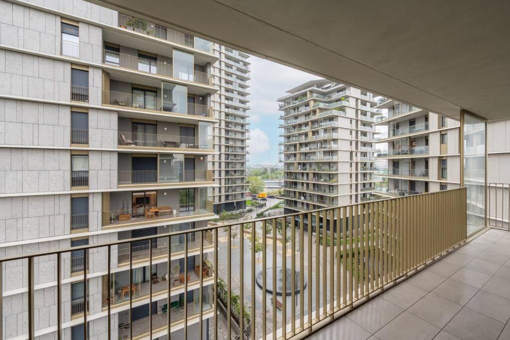 We Home - Uptown74 Bloom Apartment - Milano Екстер'єр фото