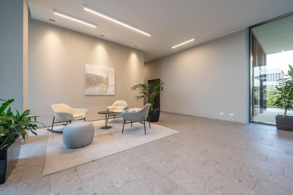 We Home - Uptown74 Bloom Apartment - Milano Екстер'єр фото