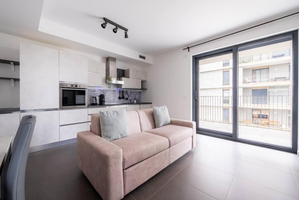 We Home - Uptown74 Bloom Apartment - Milano Екстер'єр фото